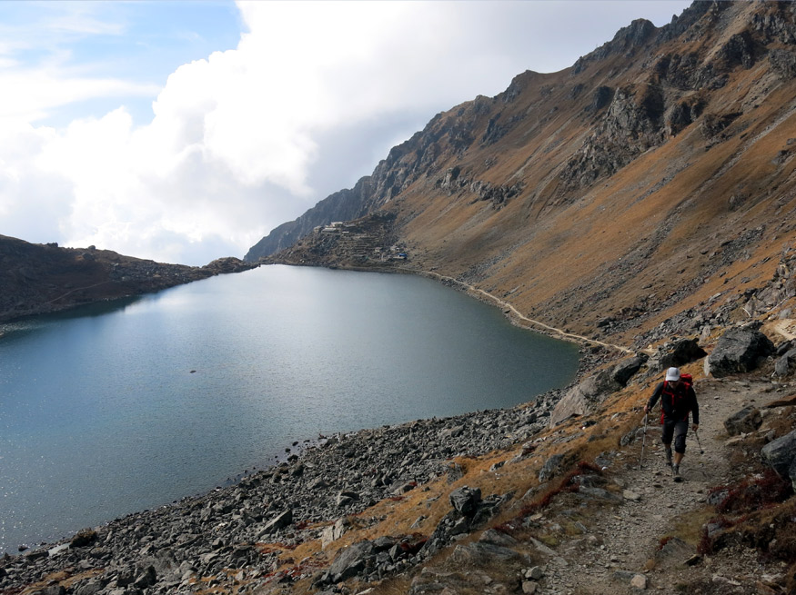 Gosainkund Helambu Trek