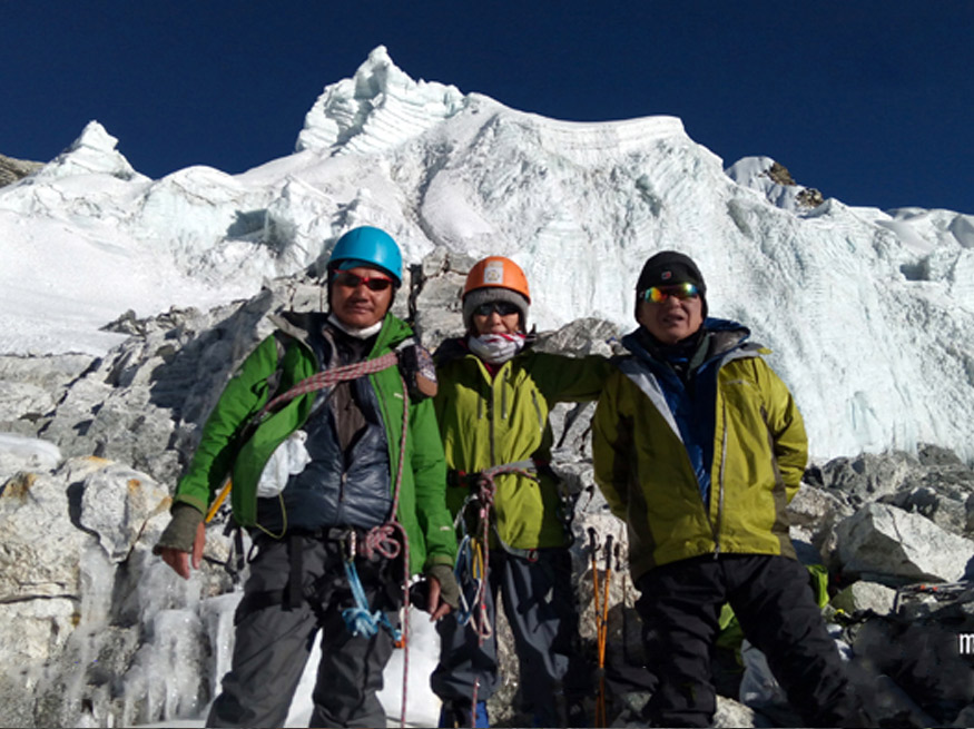 Island Peak Climbing